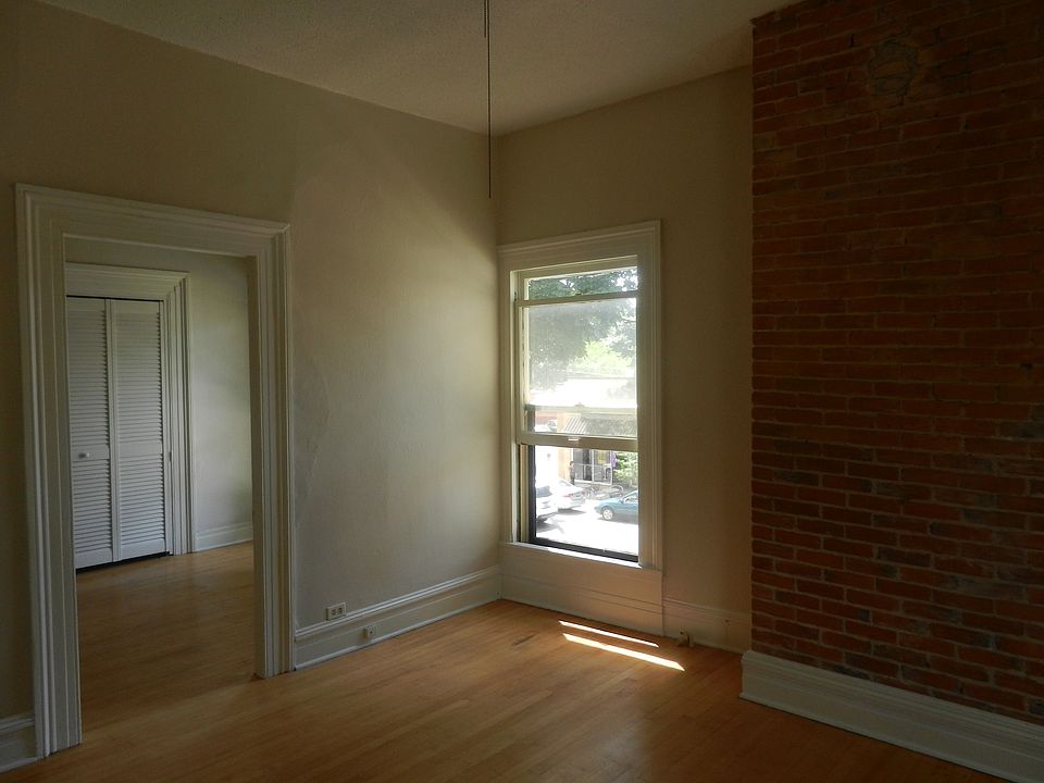 447 W Vine St, Kalamazoo, MI 49001 Zillow