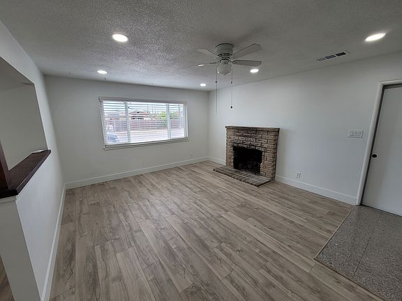5th image of 1355 N Matus Ave
