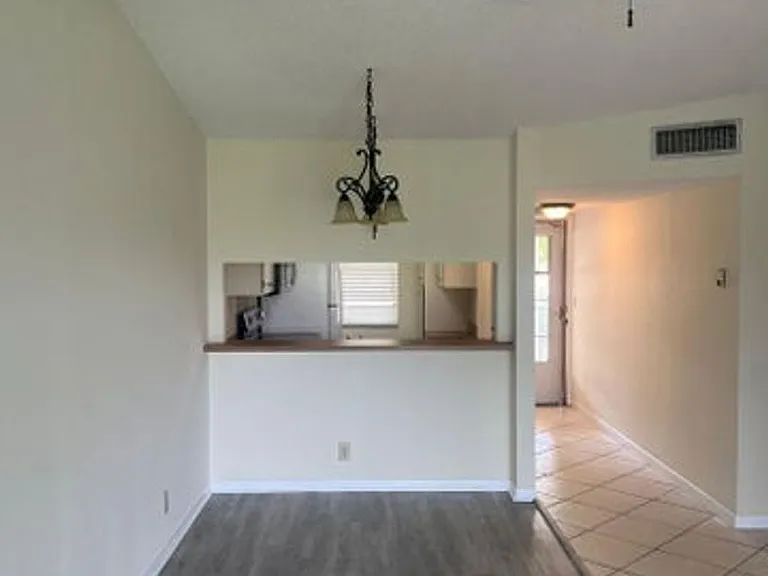 9993 Three Lakes Cir — Photo 2