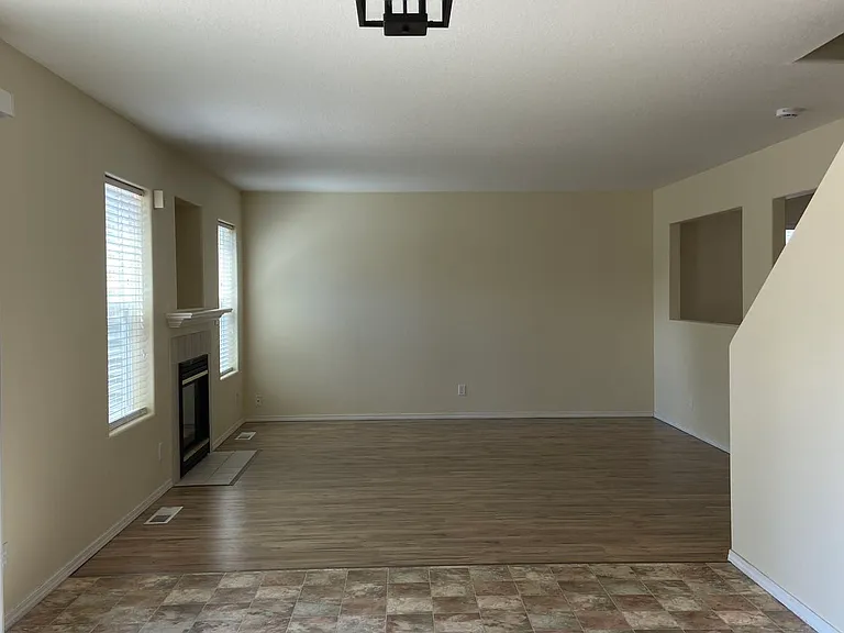 15240 NW Blakely Ln — Photo 5