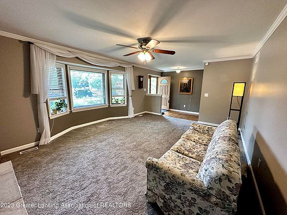 4th image of 30984 Bramley Cir