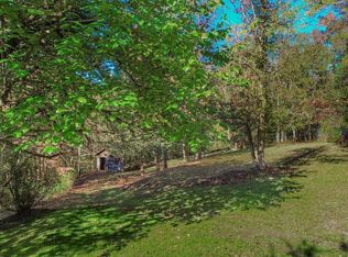 Rooster Town Rd, Cosby, TN 37722