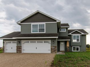 354 Old Cemetery Rd, River Falls, WI 54022