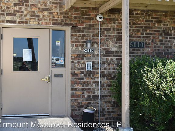 5th image of 9004 W Fairmount Ave APT 104