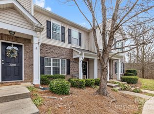 3028 Summerfield Ridge Ln, Matthews, NC 28105