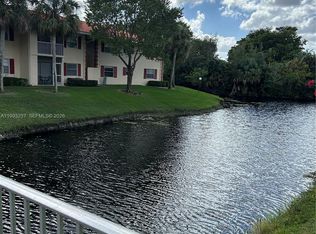 Holiday Village Coral Spr, Pompano Beach, FL 33065