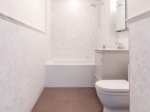 3rd image of 238 E 106th St APT 3E