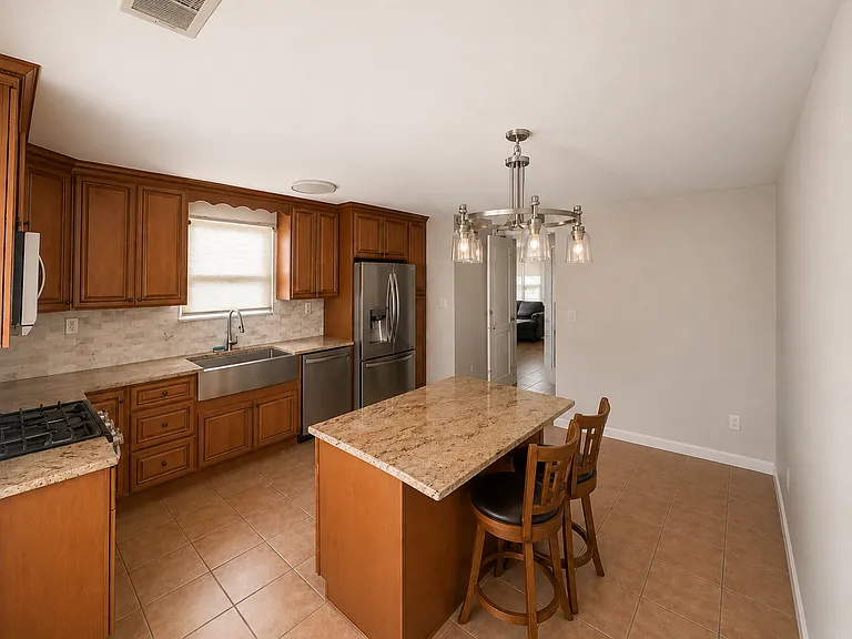 430 Aurora Ave #430 — Photo 2