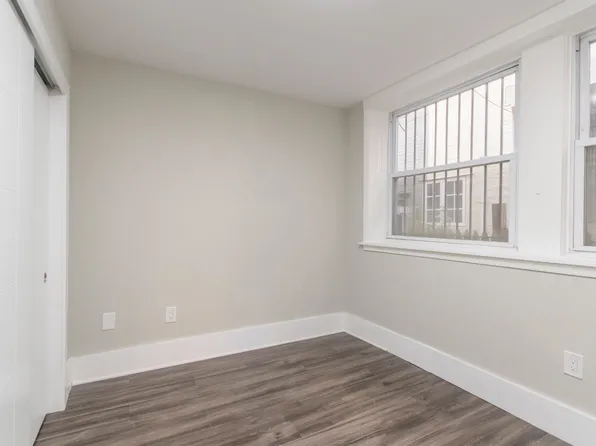 1705 Spruce St #2, Philadelphia, PA 19103