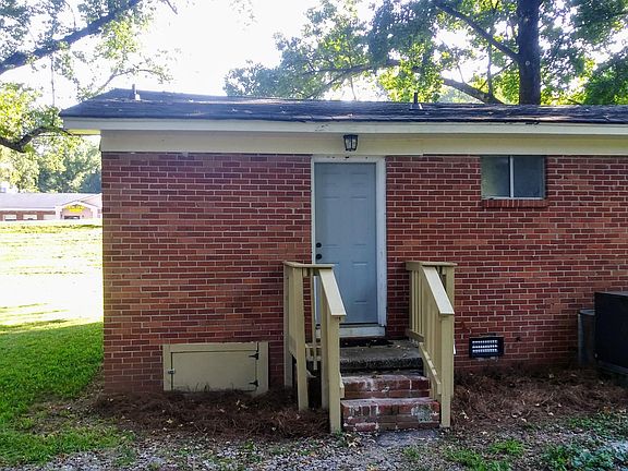 3rd image of 2101 Poinsett Hwy