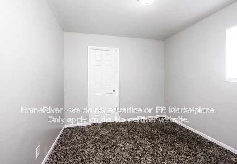 2806 Dietz St — Photo 10