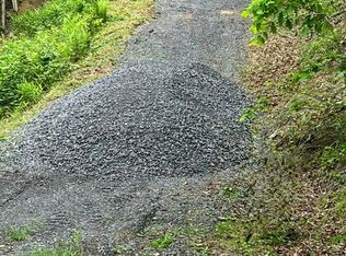 Pine Grove Rd, Fairmont, WV 26554