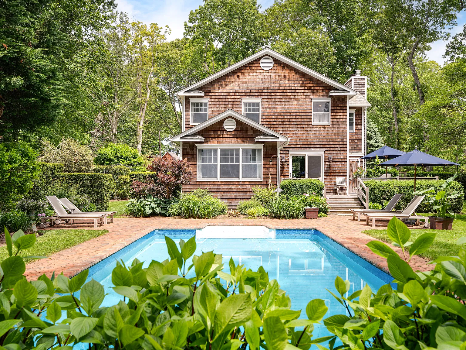 Beautiful North Haven Manor Rental — Photo 2
