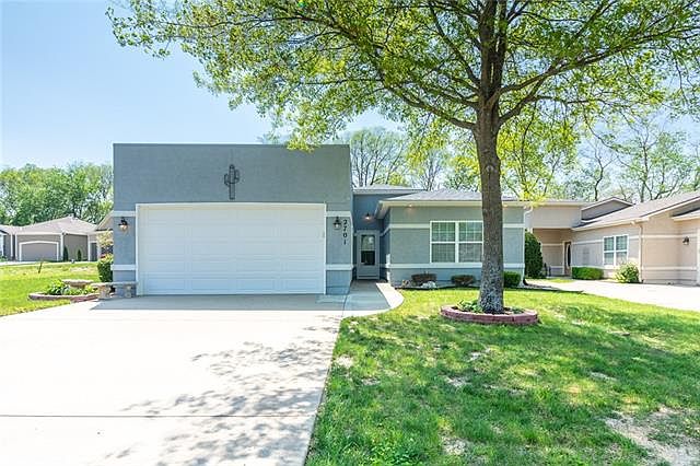 1st image of 2701 NE Sonora Valley Dr