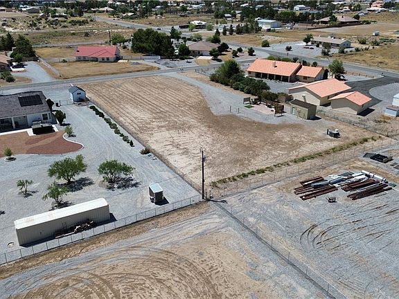 3rd image of 1670 W Amarillo Ave