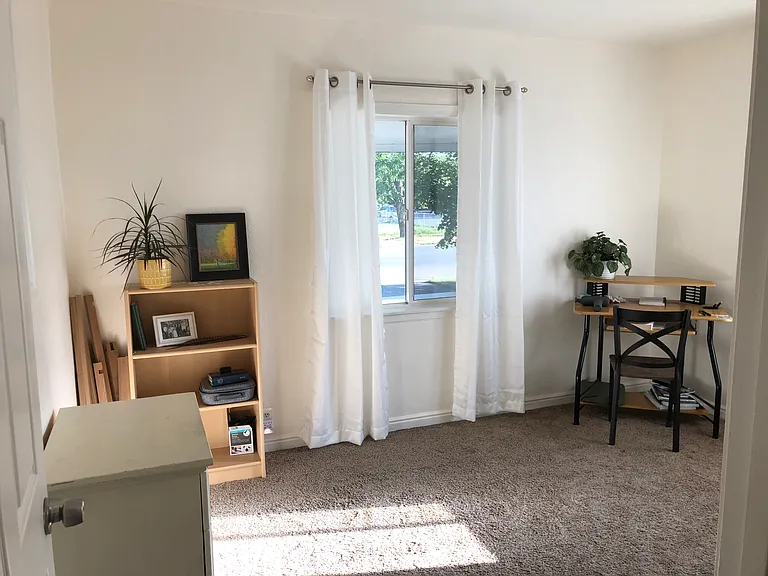 784 W 100 N — Photo 27