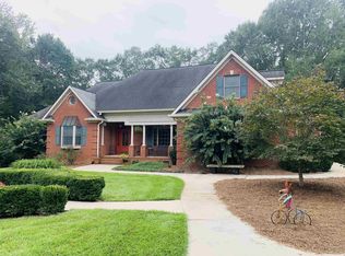 206 Maplewood Cir, Griffin, GA 30224