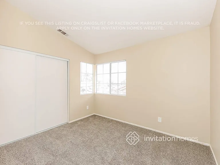 11761 Malagon Dr — Photo 12