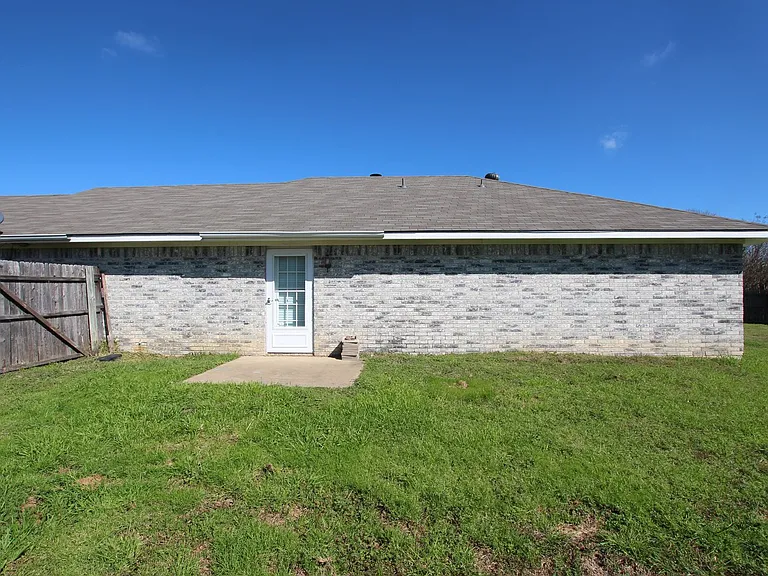 204 Willow Rd — Photo 22