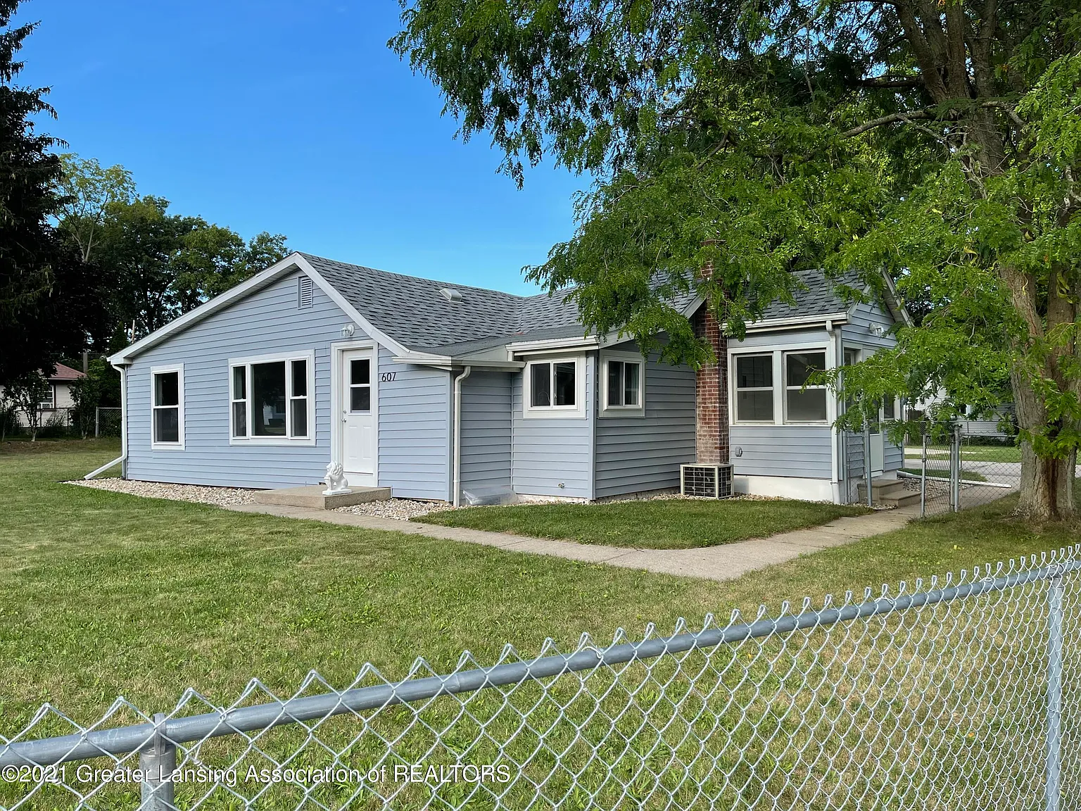 607 Hague Ave photo 1