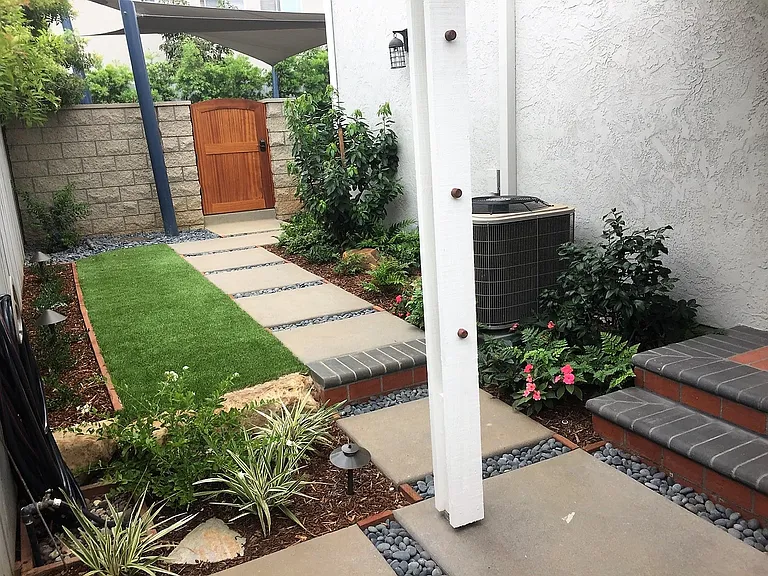 925 Hermes Ave — Photo 15