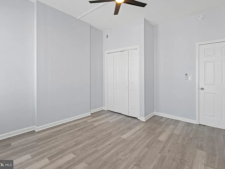 1669 N Milton Ave — Photo 16