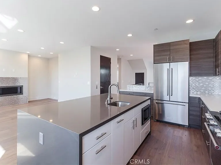 716 N Juanita Ave #A — Photo 30