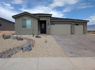 1452 Dustin Don Dr, Mesquite, NV 89027