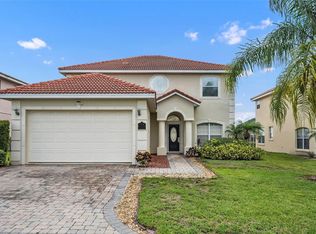 310 Vista Dr, Davenport, FL 33897
