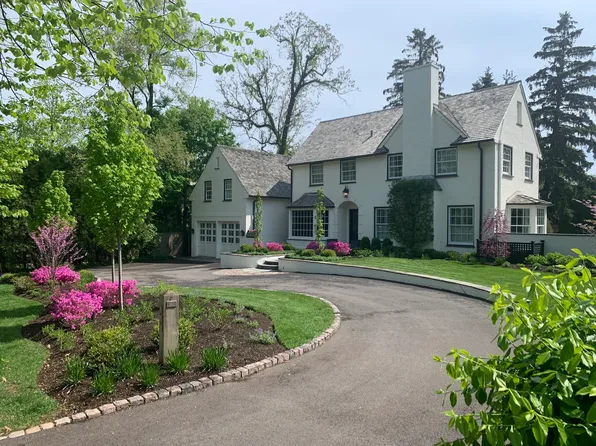 375 Washington Rd, Lake Forest, IL 60045