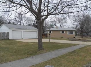 39 Roland Ct, Rossford, OH 43460