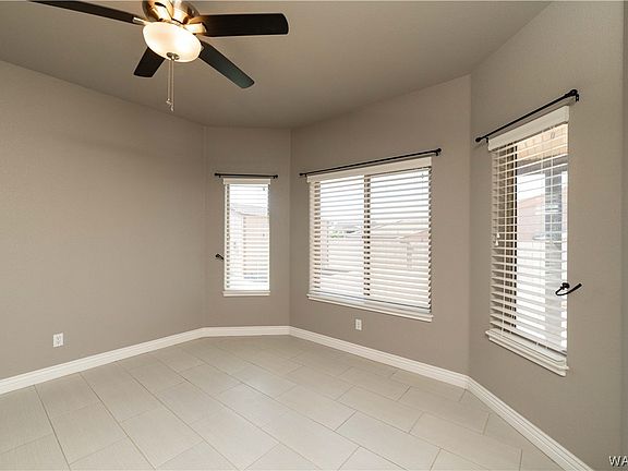 5th image of 3277 Laramie Avenue