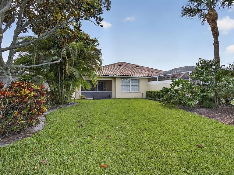 8154 Montserrat Pl — Photo 48