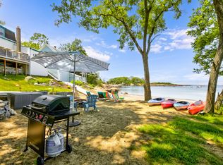 9 Mechanics Pl, Gloucester, MA 01930