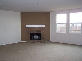5th image of 401 Briaroaks Dr