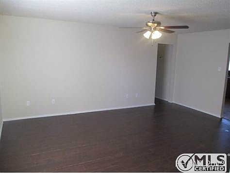 3rd image of 2905 Thoroughbred Dr