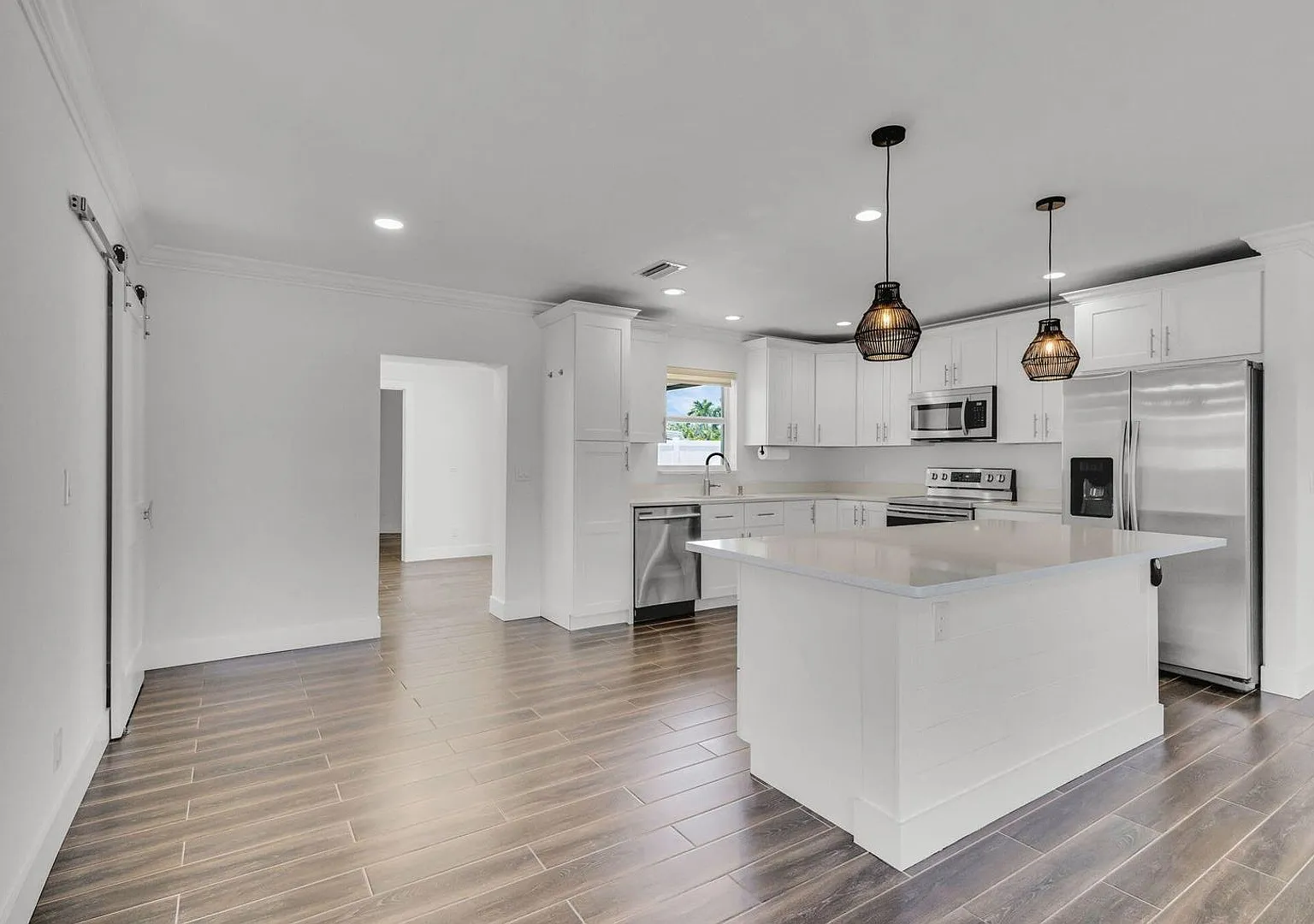 204 W Whitney Drive, Jupiter, FL 33458 - 4215 — Photo 3