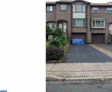 2nd image of 1005 Burnley Ct