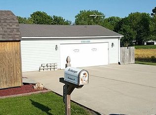 390 Denick Loop, Pocahontas, IL 62275