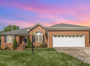 3033 Colony Ridge Dr, Gastonia, NC 28056