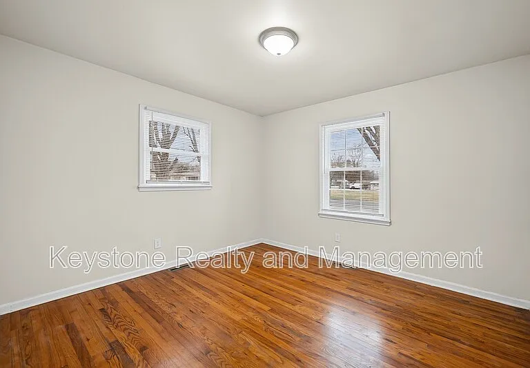 109 Holley Dr #B — Photo 10