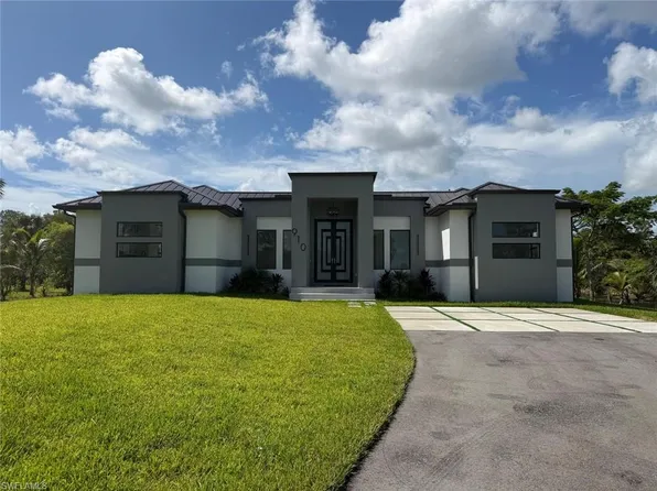 910 Golden Gate BLVD E, NAPLES, FL 34120