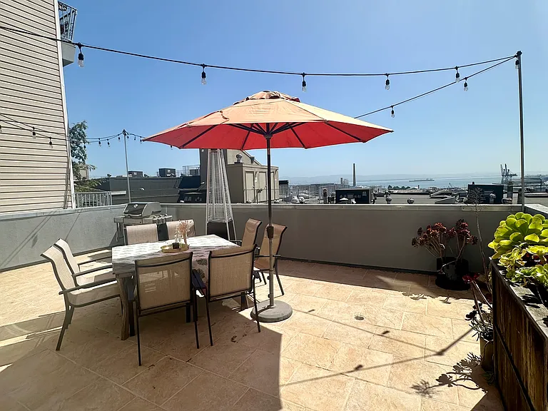 1053 Mississippi St — Photo 3