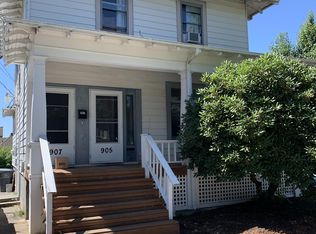 907 SE 50th Ave, Portland, OR 97215