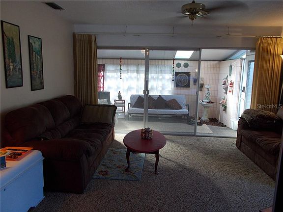 4th image of 405 Menendez St APT 3