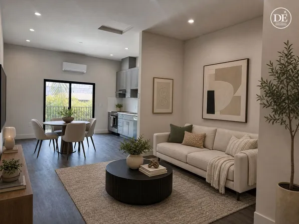 1702 S Hoover St, Los Angeles, CA