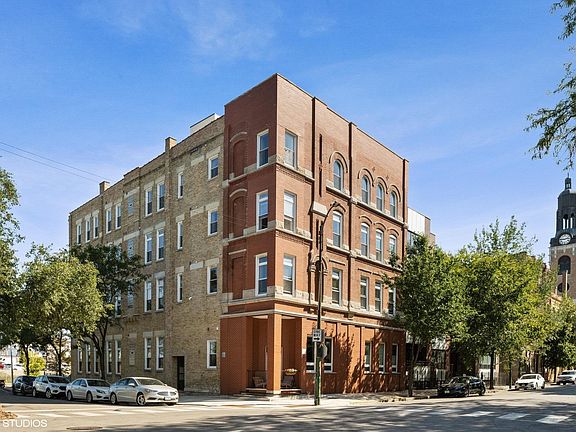 4th image of 1359 N Noble St #311