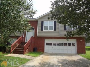 2823 Field Spring Dr, Lithonia, GA 30058