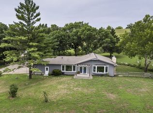 27468 Wells Creek Rd, Wamego, KS 66547