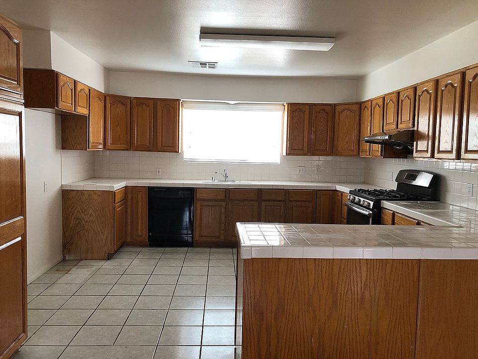 1st image of 8821 Longden Ave